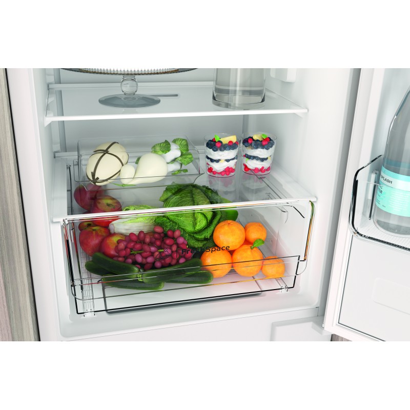 indesit-inc18-t112-integrado-250-l-e-blanco-9.jpg