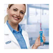 oral-b-80324393-cepillo-electrico-para-dientes-nino-azul-rosa-10.jpg