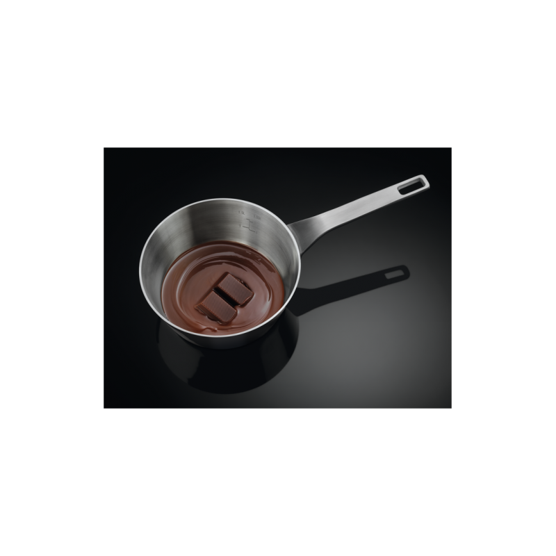 electrolux-liv63332-hobs-negro-integrado-con-placa-de-induccion-3-zona-s-3.jpg
