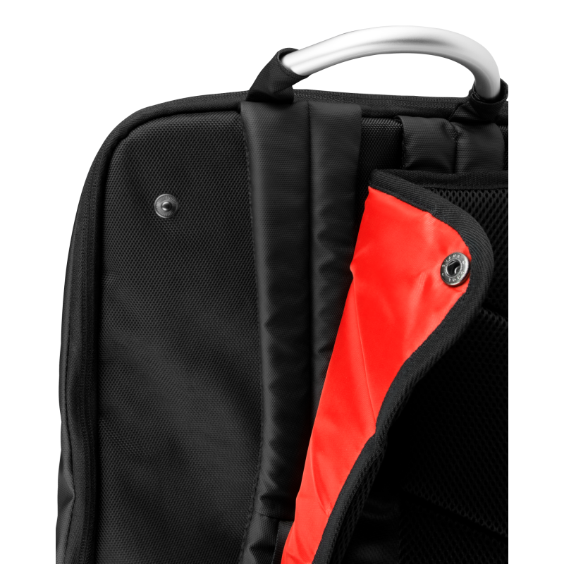 mochila-mars-gaming-mb2-para-portatil-hasta-17-puerto-usb-antirrobo-impermeable-10.jpg