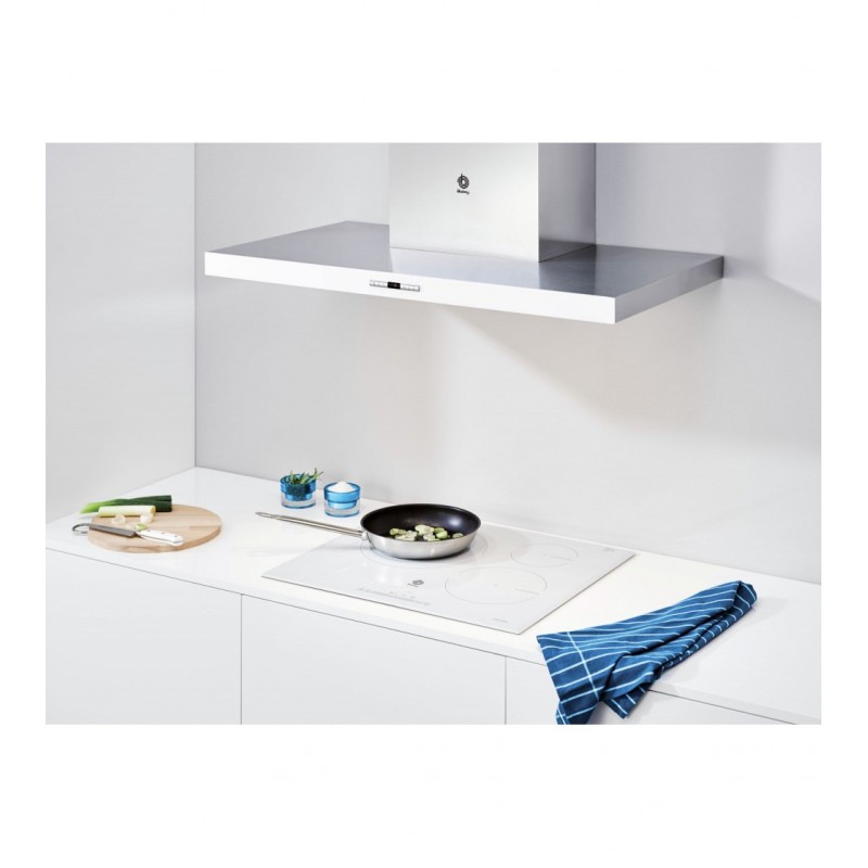 balay-3eb965bu-hobs-blanco-integrado-con-placa-de-induccion-3-zona-s-2.jpg