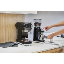 smeg-cgf01bleu-molinillo-de-cafe-150-w-negro-10.jpg